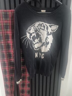 Black Crewneck Sweater with White Tiger NYC Graphic And Plaid Leggings